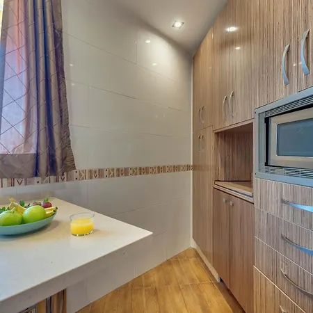 Tiffanys Penthouse 2bdr
