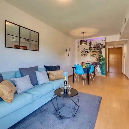 Tiffanys Penthouse 2bdr טורמולינוס